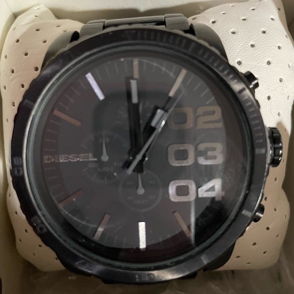 Diesel Watch - Picture 2 of 5